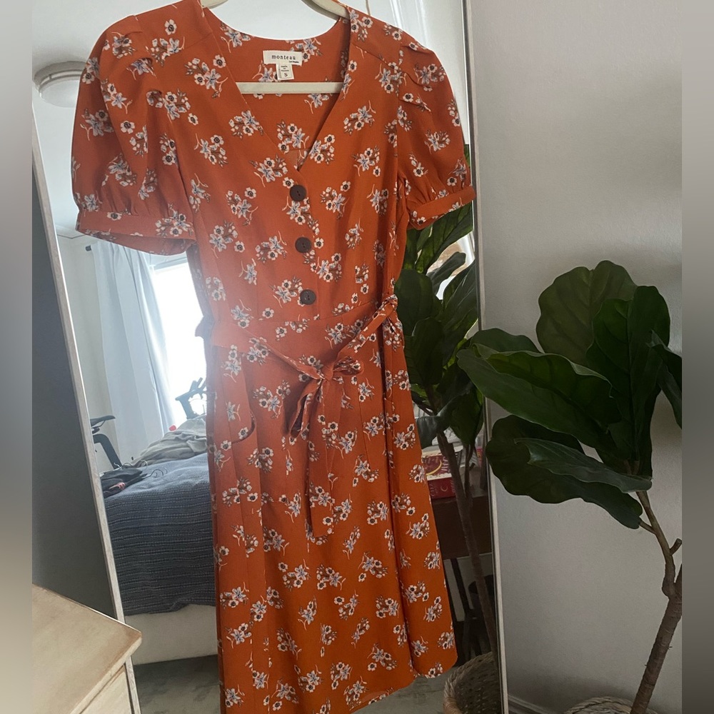 Monteau orange midi dress with pockets